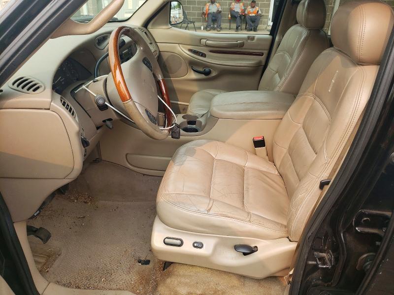 Photo 7 from auction – 2001 LINCOLN NAVIGATOR with VIN 5LMFU28A21LJ03890