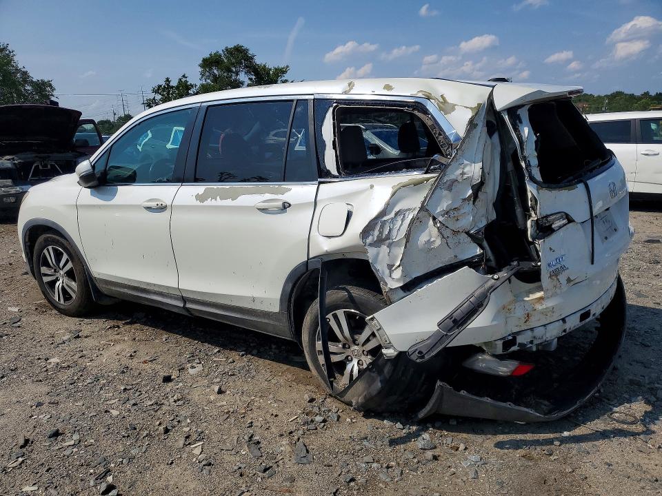 Photo 2 from auction – 2016 HONDA PILOT with VIN 5FNYF5H51GB030571