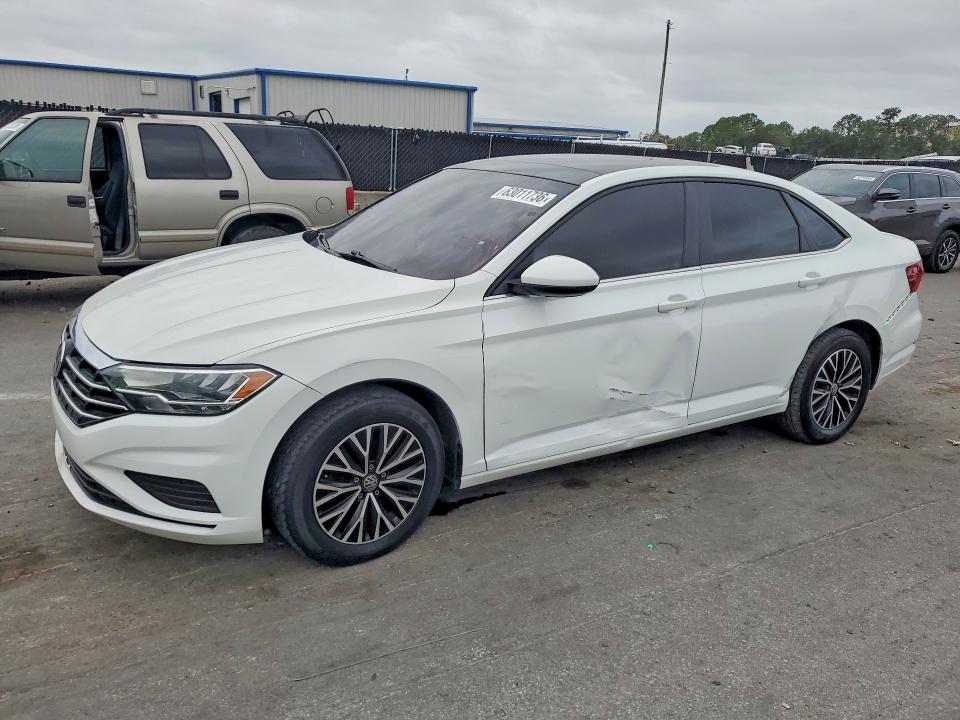 VOLKSWAGEN JETTA 2019 with VIN 3VWC57BU7KM235807 - Photo from auction