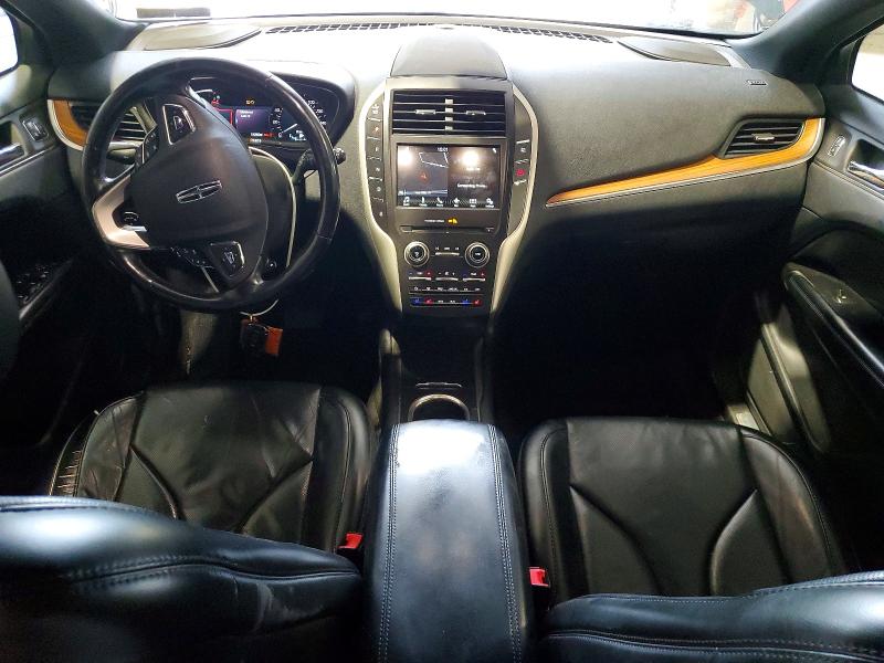 Photo 8 from auction – 2017 LINCOLN MKC with VIN 5LMCJ3D9XHUL69157