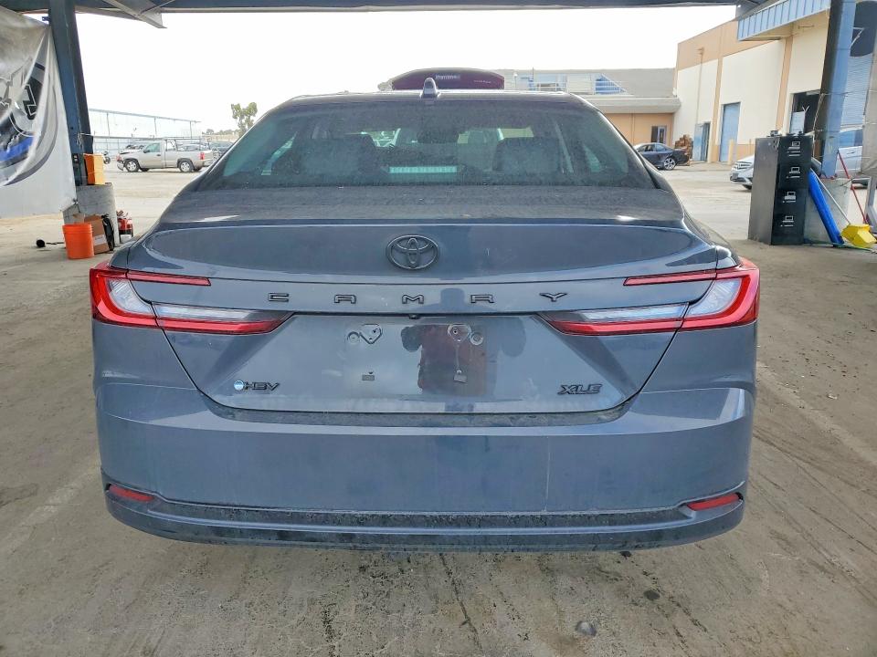 Photo 6 from auction – 2025 TOYOTA CAMRY with VIN 4T1DAACK0SU070901