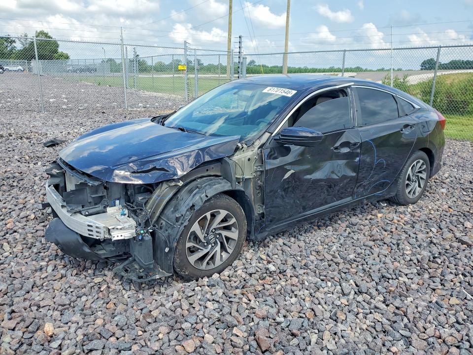 HONDA CIVIC 2018 z numerem VIN 19XFC2F76JE023552 - Zdjęcie z aukcji