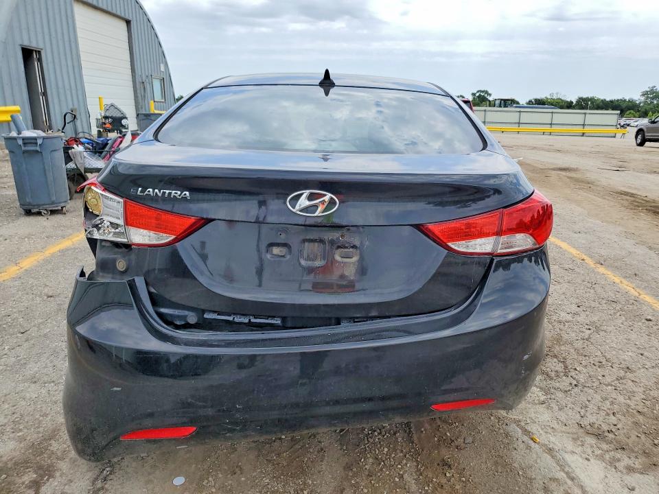 Photo 6 from auction – 2011 HYUNDAI ELANTRA with VIN KMHDH4AE2BU105903