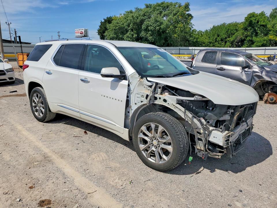 Photo 4 from auction – 2019 CHEVROLET TRAVERSE with VIN 1GNERKKW5KJ177625