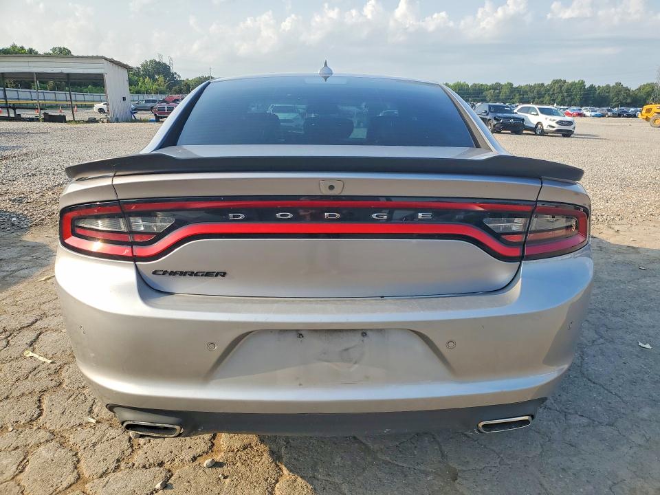 Photo 6 from auction – 2016 DODGE CHARGER with VIN 2C3CDXHG2GH318823
