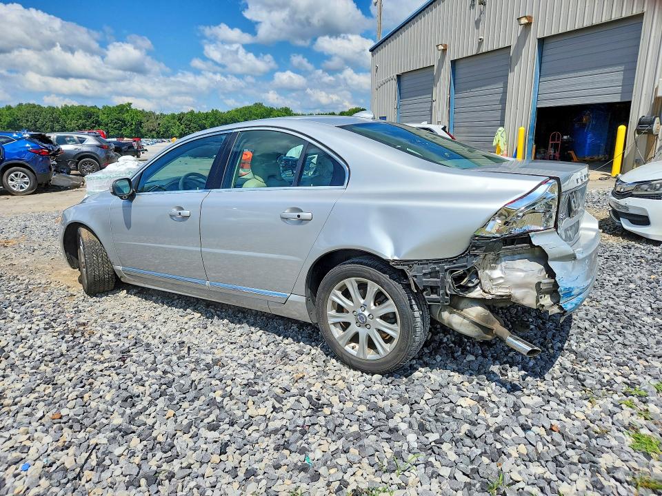 Photo 2 from auction – 2010 VOLVO S80 with VIN YV1982AS3A1122403