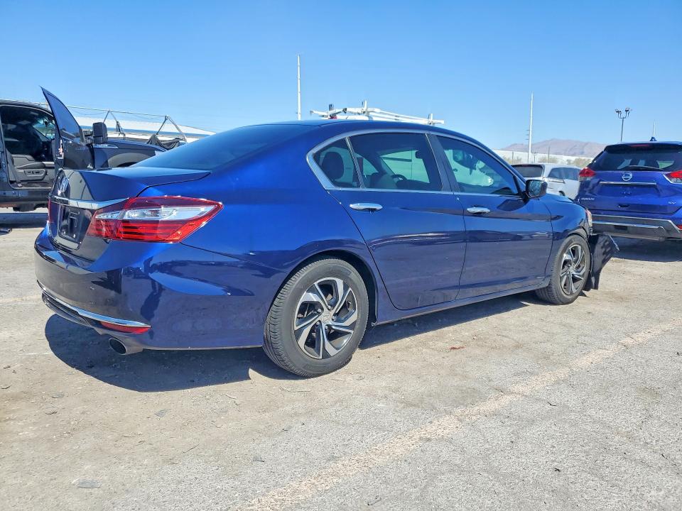 Photo 3 from auction – 2017 HONDA ACCORD with VIN 1HGCR2F38HA288339