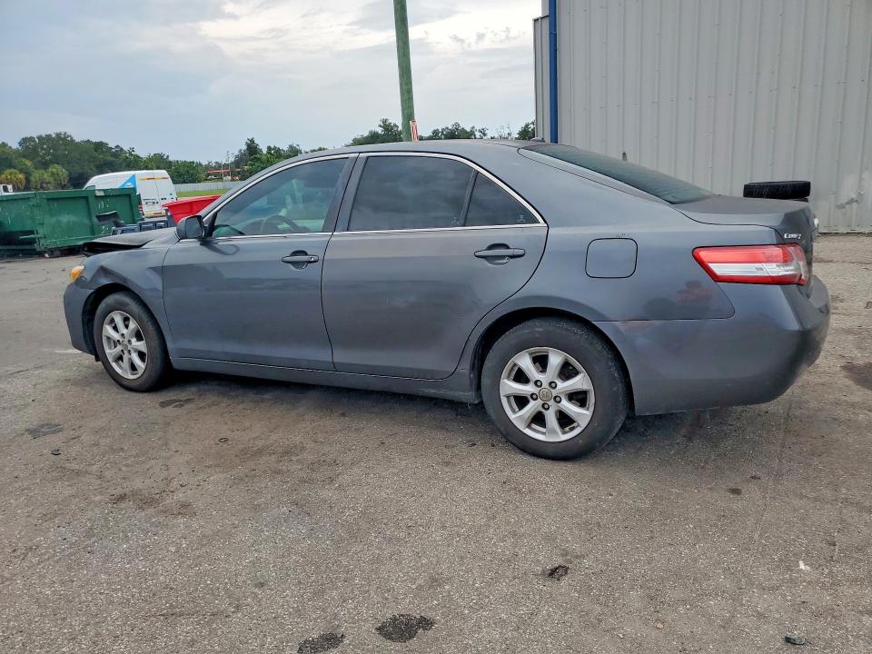 Photo 2 from auction – 2011 TOYOTA CAMRY with VIN 4T1BF3EK9BU735098