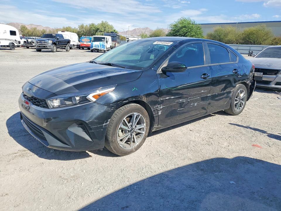 KIA FORTE 2023 مع رقم تعريف المركبة 3KPF24AD4PE567276 - صورة من المزاد