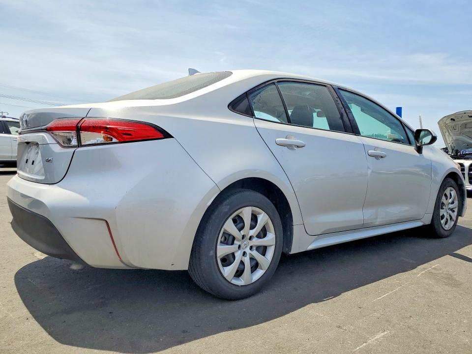 Photo 3 from auction – 2025 TOYOTA COROLLA with VIN 5YFB4MDE0SP329705