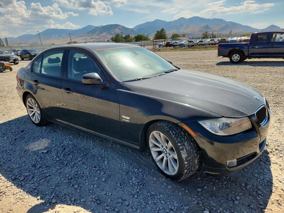 Photo 4 from auction – 2011 BMW 328 with VIN WBAPK5C5XBF124013