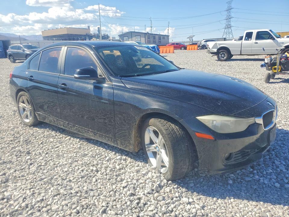 Photo 4 from auction – 2013 BMW 328 with VIN WBA3C1C59DF444558