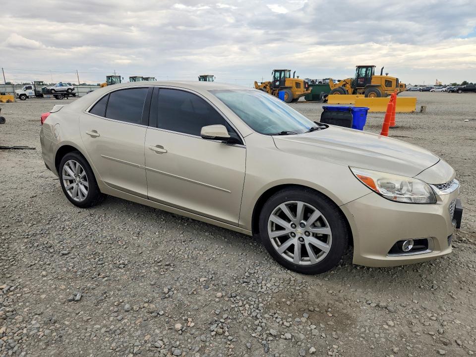 Photo 4 from auction – 2015 CHEVROLET MALIBU with VIN 1G11D5SLXFF267772