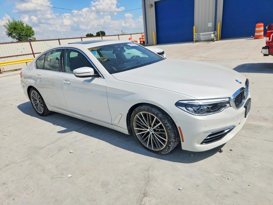 Photo 4 from auction – 2019 BMW 540 with VIN WBAJE5C5XKWE66142
