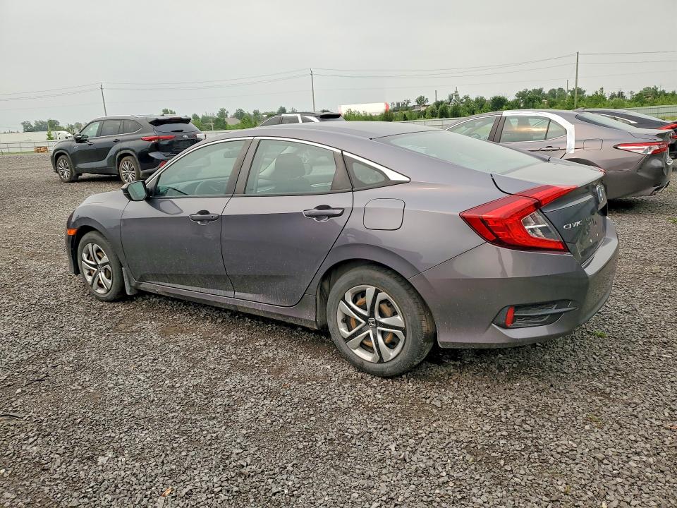 Photo 2 from auction – 2017 HONDA CIVIC with VIN 2HGFC2F54HH037366