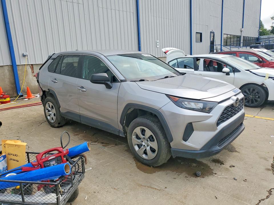 Photo 4 from auction – 2022 TOYOTA RAV4 with VIN 2T3H1RFV9NC193650