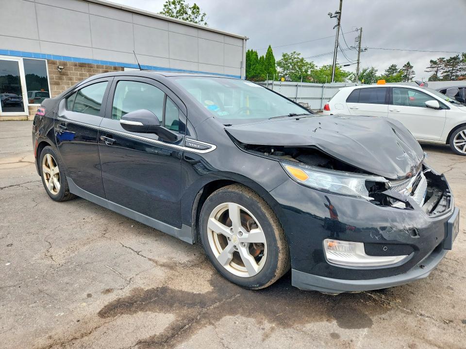 Photo 4 from auction – 2013 CHEVROLET VOLT with VIN 1G1RB6E4XDU103076