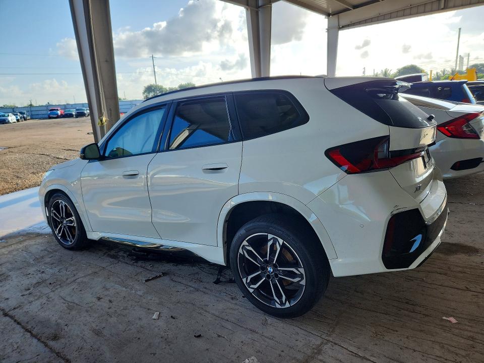 Photo 2 from auction – 2023 BMW X1 with VIN WBX73EF07P5X64308