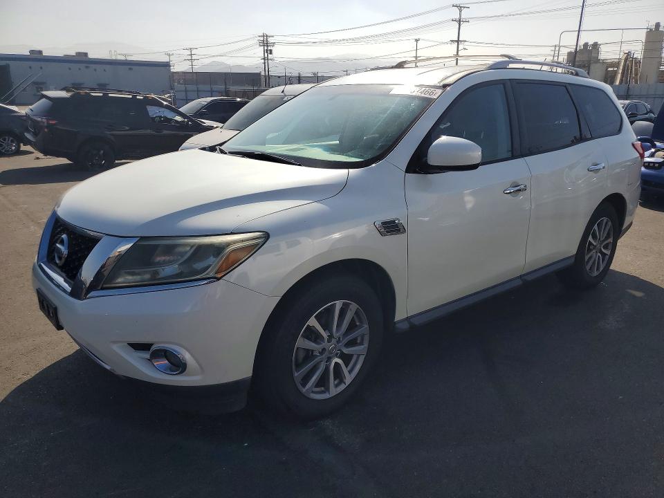 Photo 1 from auction – 2015 NISSAN PATHFINDER with VIN 5N1AR2MN0FC607109