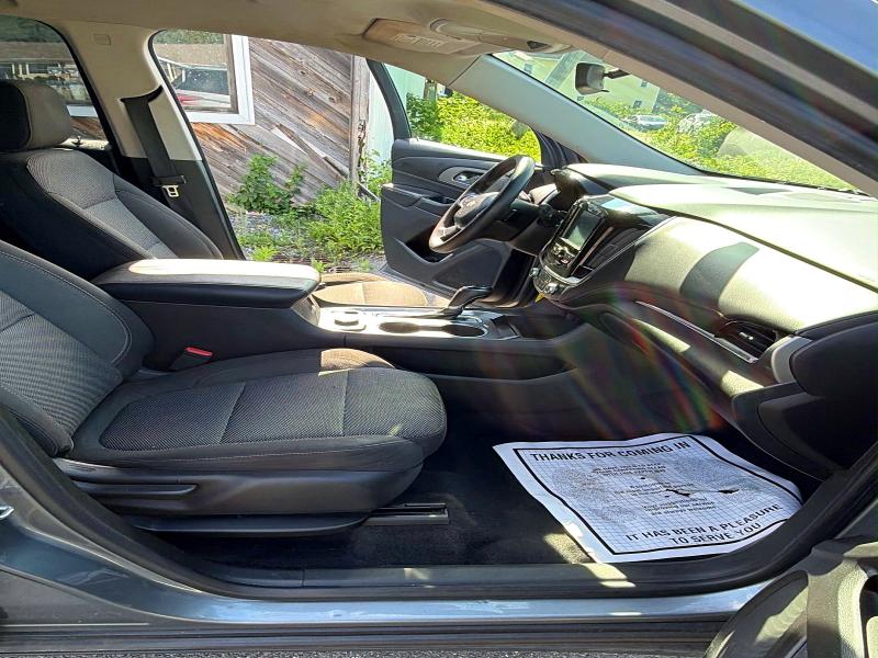 Photo 8 from auction – 2018 CHEVROLET TRAVERSE with VIN 1GNEVFKW2JJ166728