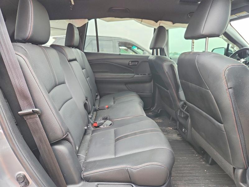 Photo 10 from auction – 2022 HONDA PASSPORT with VIN 5FNYF8H61NB031646