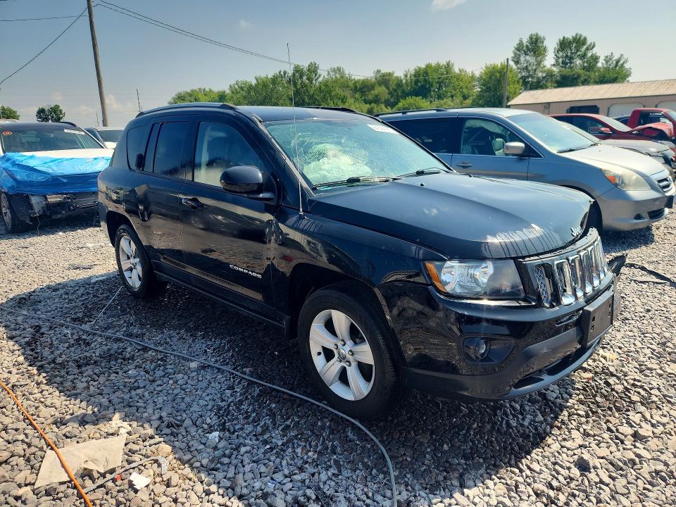 Photo 4 from auction – 2014 JEEP COMPASS with VIN 1C4NJDEB7ED707004