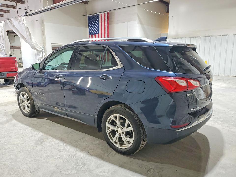 Photo 2 from auction – 2018 CHEVROLET EQUINOX with VIN 3GNAXVEV7JL331199