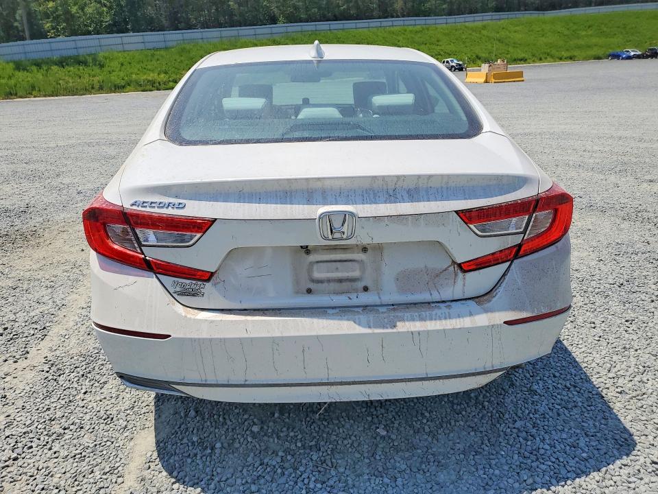 Photo 6 from auction – 2018 HONDA ACCORD with VIN 1HGCV1F41JA047128