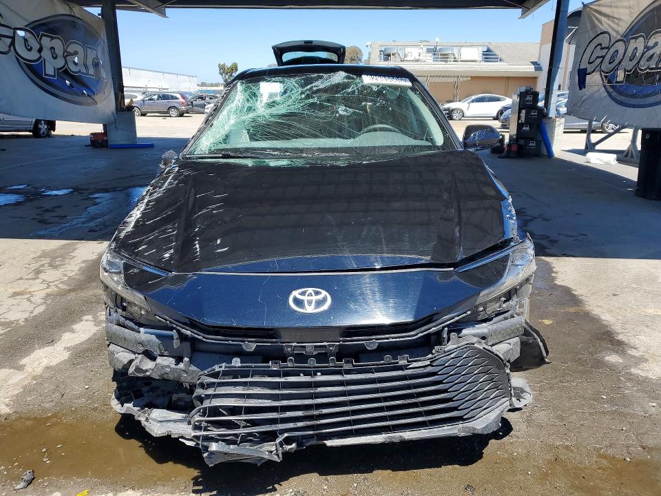 Photo 5 from auction – 2025 TOYOTA CAMRY with VIN 4T1DAACK1SU132452