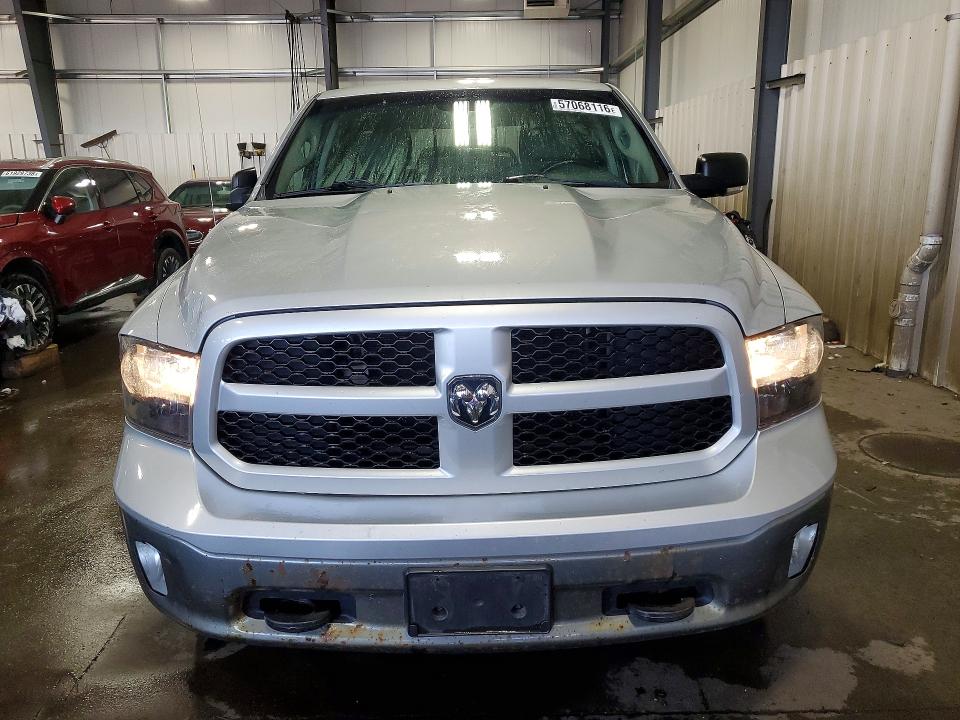 Photo 5 from auction – 2013 RAM 1500 with VIN 1C6RR7GT2DS559878