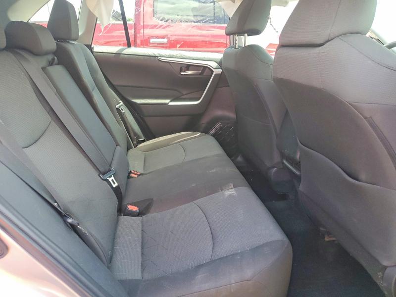 Photo 11 from auction – 2025 TOYOTA RAV4 with VIN 2T3P1RFV1SC513311
