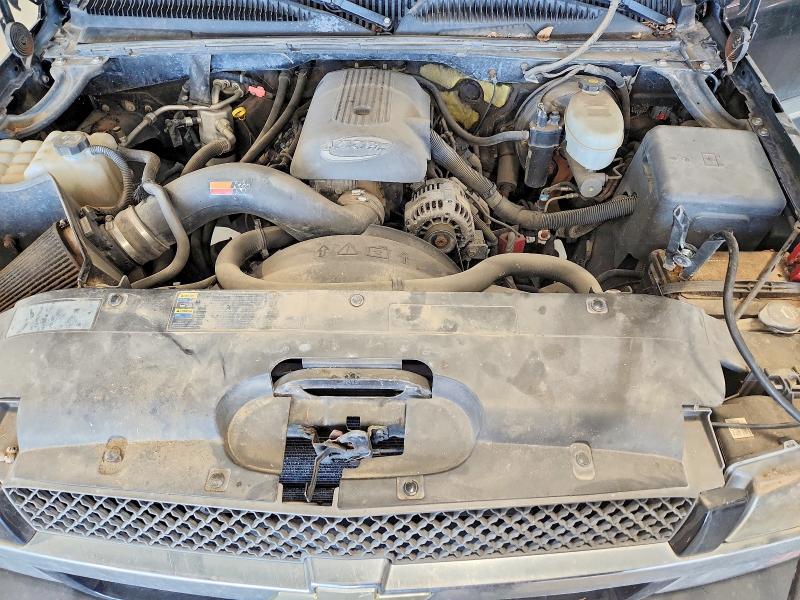 Photo 11 from auction – 2004 CHEVROLET SILVERADO with VIN 2GCEK13T441304597