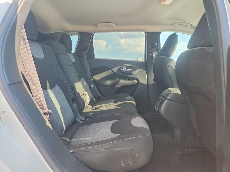 صورة رقم 11 من المزاد - 2018 JEEP CHEROKEE مع VIN 1C4PJLCB3JD559109