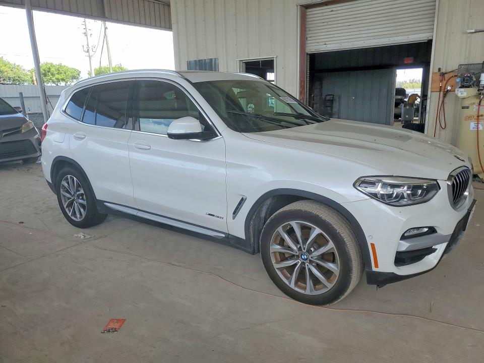 Photo 4 from auction – 2018 BMW X3 with VIN 5UXTR9C50JLC77232