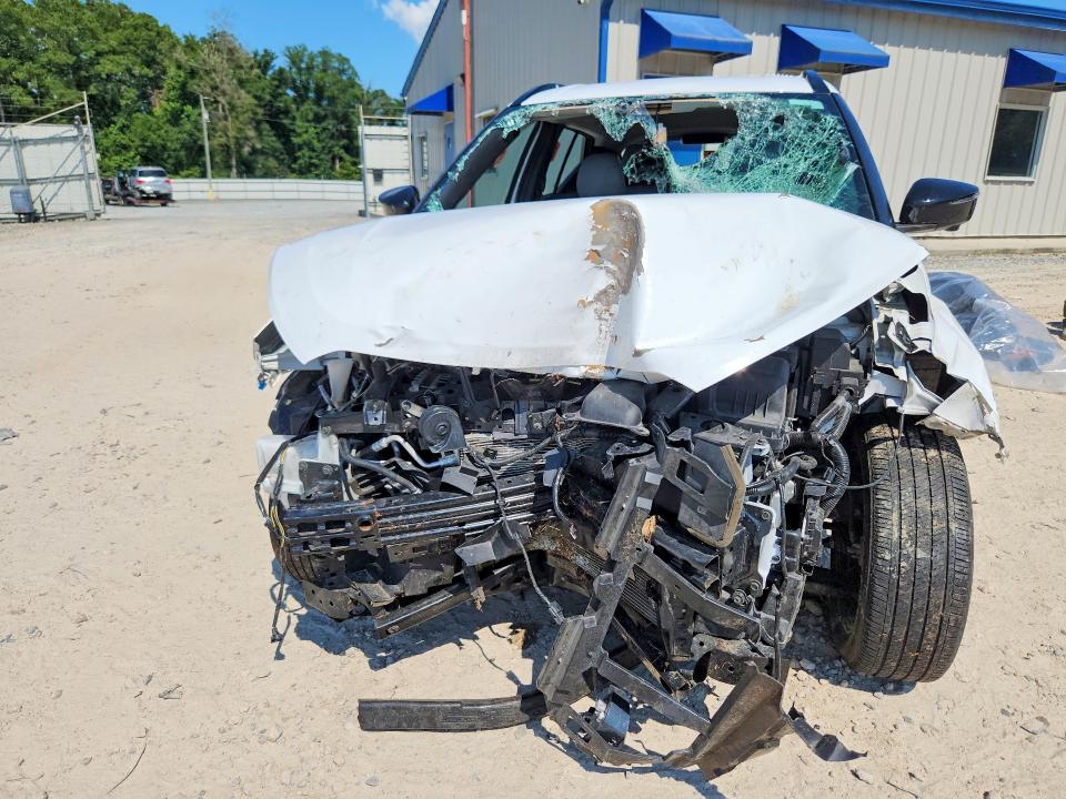 Photo 5 from auction – 2023 NISSAN KICKS with VIN 3N1CP5DV0PL526639