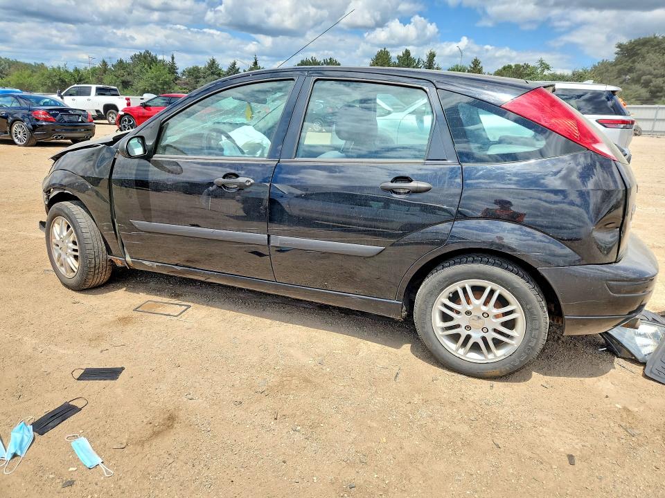 Photo 2 from auction – 2003 FORD FOCUS with VIN 3FAFP37383R193886