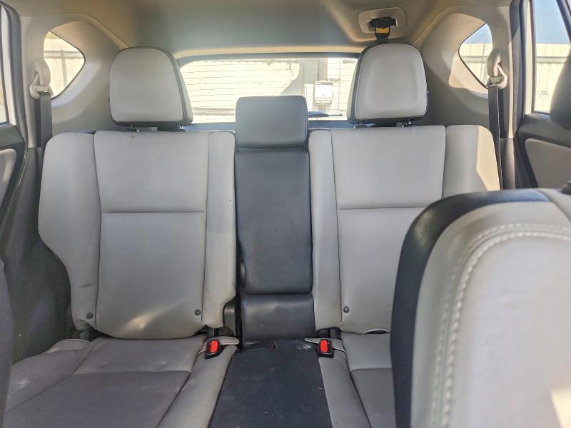 Photo 10 from auction – 2016 TOYOTA RAV4 with VIN 2T3YFREV0GW273780