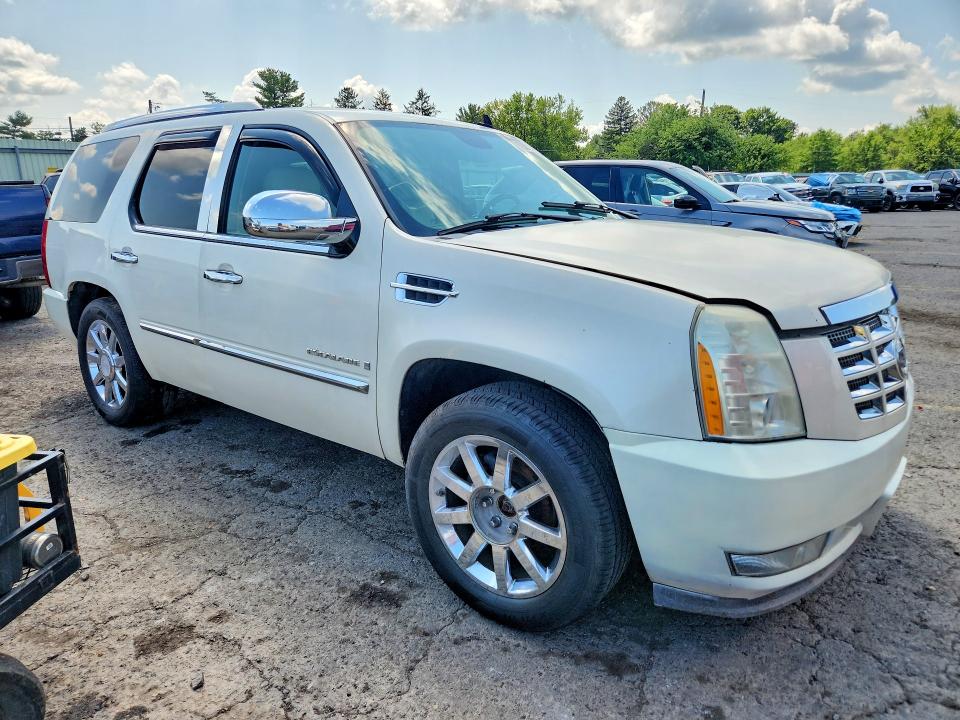 Photo 4 from auction – 2007 CADILLAC ESCALADE with VIN 1GYFK63877R355000
