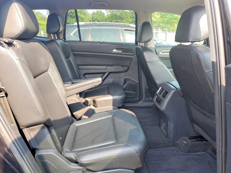 Photo 11 from auction – 2019 VOLKSWAGEN ATLAS with VIN 1V2UR2CA5KC561611