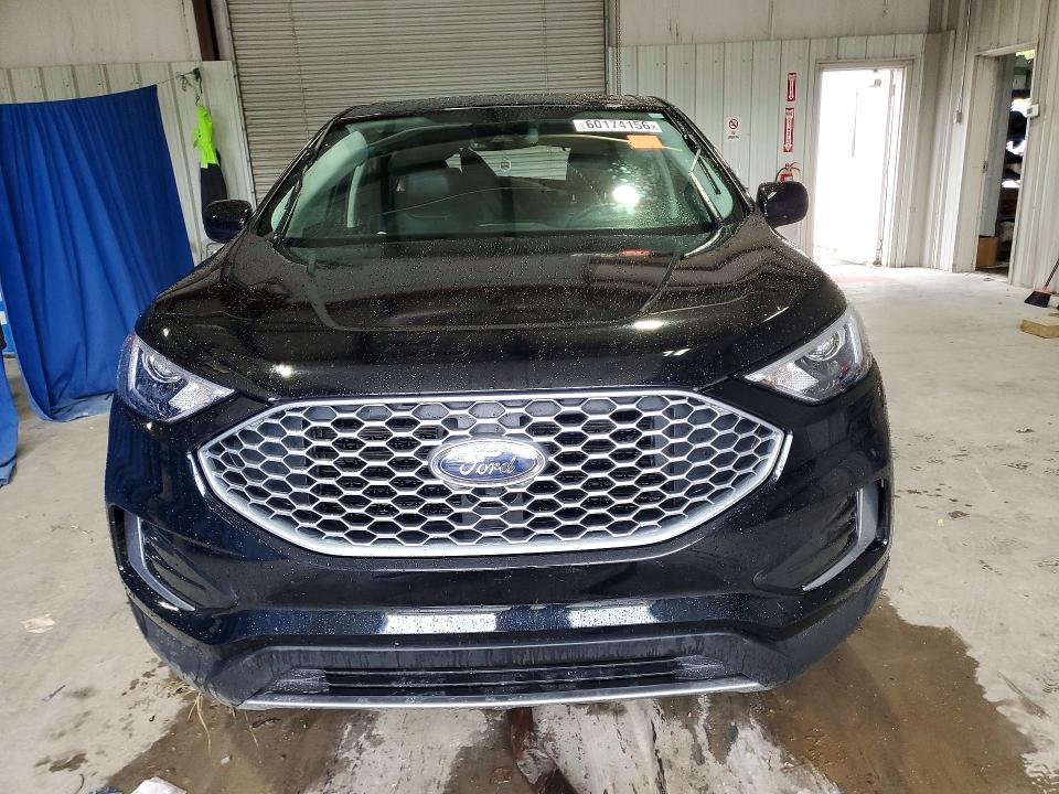 Photo 5 from auction – 2023 FORD EDGE with VIN 2FMPK4J90PBA56859
