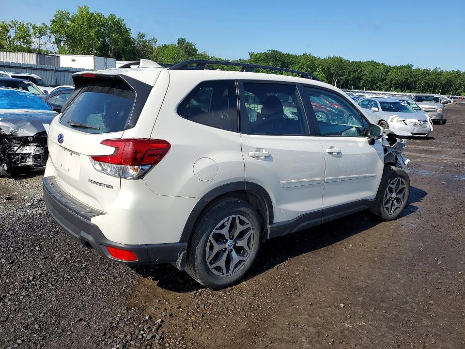 Photo 3 from auction – 2023 SUBARU FORESTER with VIN JF2SKAEC6PH492462