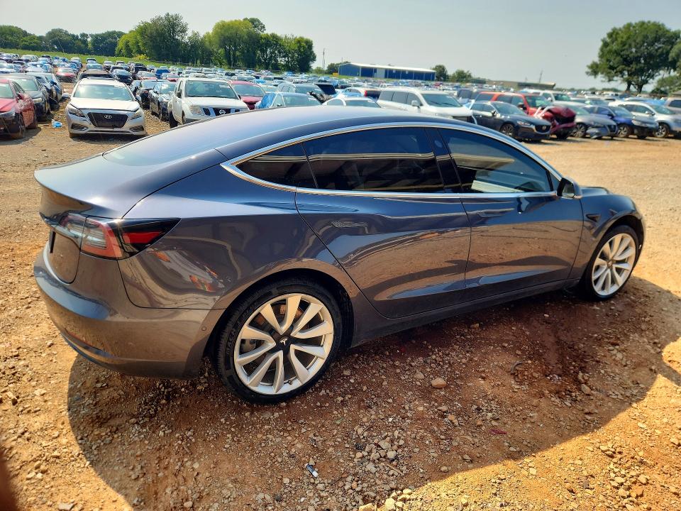 Photo 3 from auction – 2019 TESLA MODEL 3 with VIN 5YJ3E1EA8KF324498