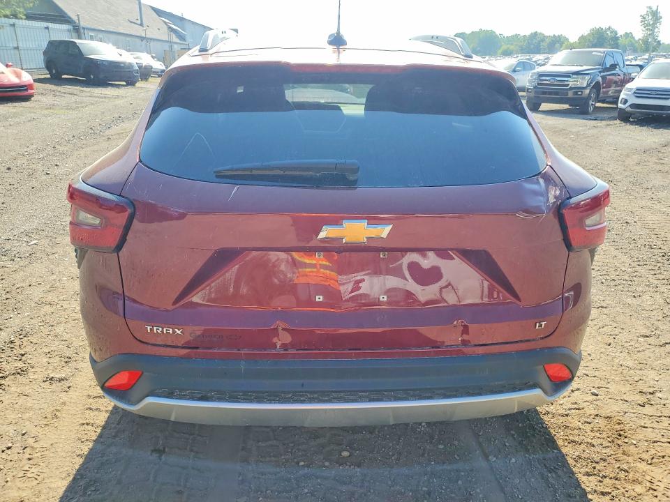Photo 6 from auction – 2024 CHEVROLET TRAX with VIN KL77LHE21RC118436