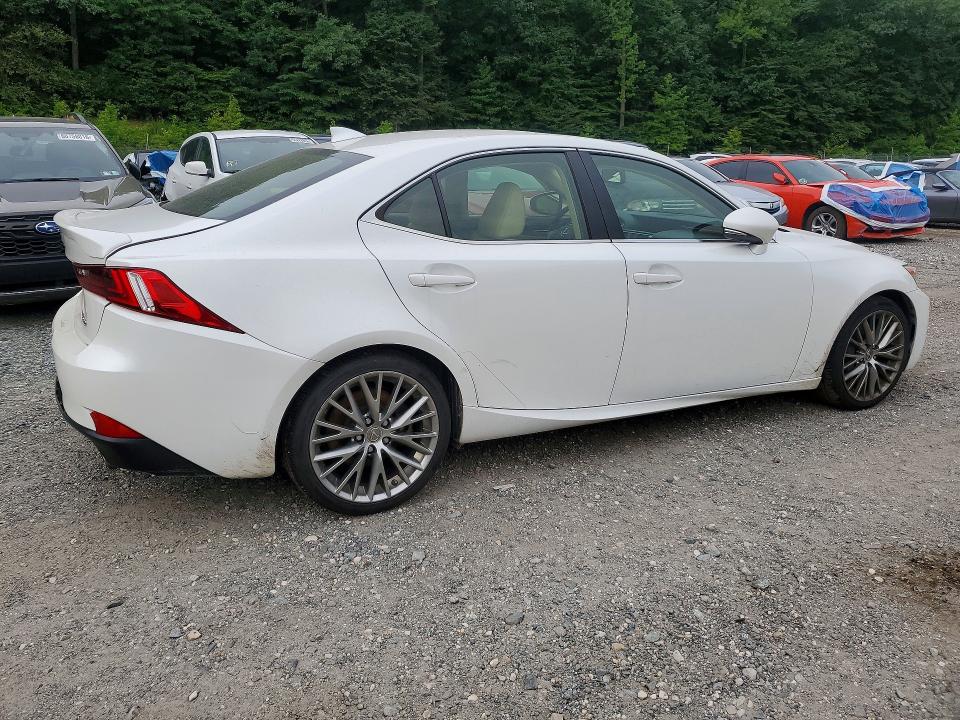 Photo 3 from auction – 2016 LEXUS IS with VIN JTHCM1D26G5008280