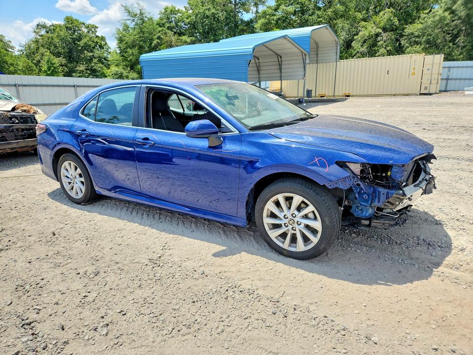 Photo 4 from auction – 2023 TOYOTA CAMRY with VIN 4T1C11AK1PU094095