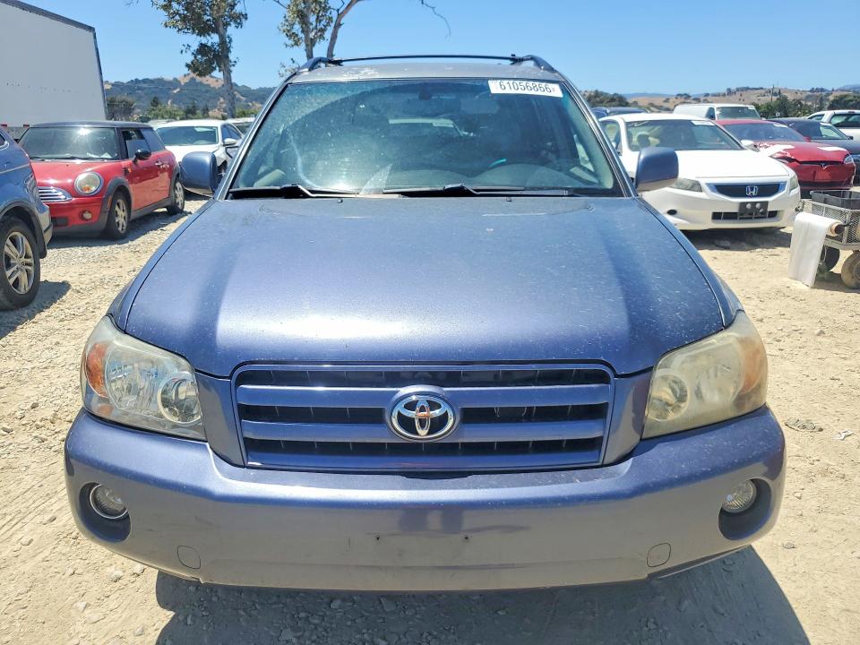 Photo 5 from auction – 2005 TOYOTA HIGHLANDER with VIN JTEEP21A150125371