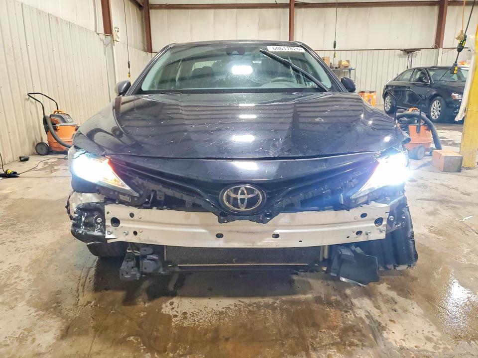 Photo 5 from auction – 2022 TOYOTA CAMRY with VIN 4T1C11AK8NU030648