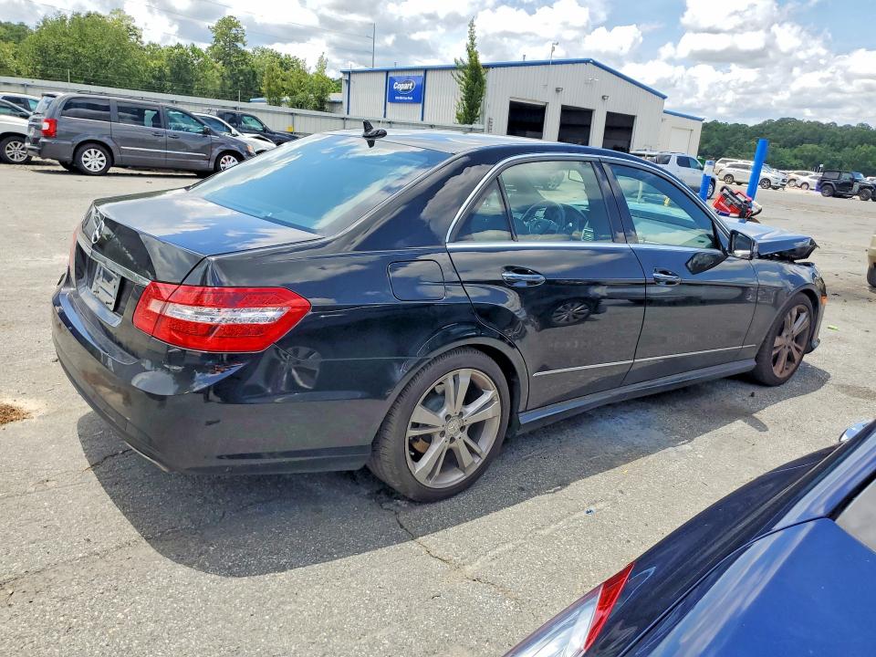 Photo 3 from auction – 2013 MERCEDES-BENZ E with VIN WDDHF5KB2DA700055