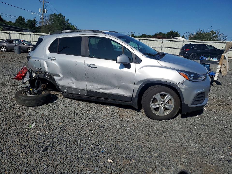 Photo 4 from auction – 2021 CHEVROLET TRAX with VIN KL7CJPSM5MB374565