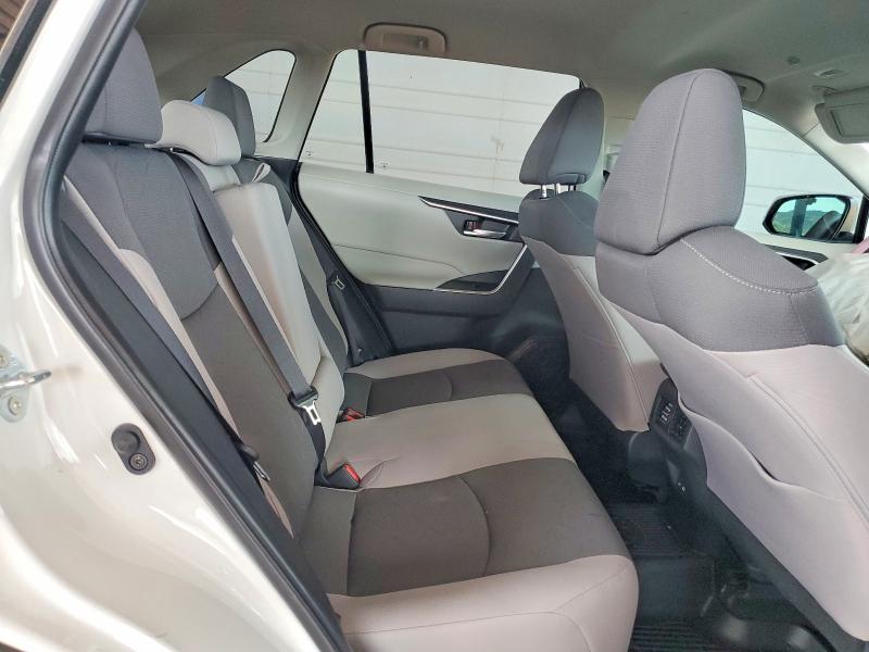 Photo 10 from auction – 2025 TOYOTA RAV4 with VIN 2T3P1RFV3SW605695